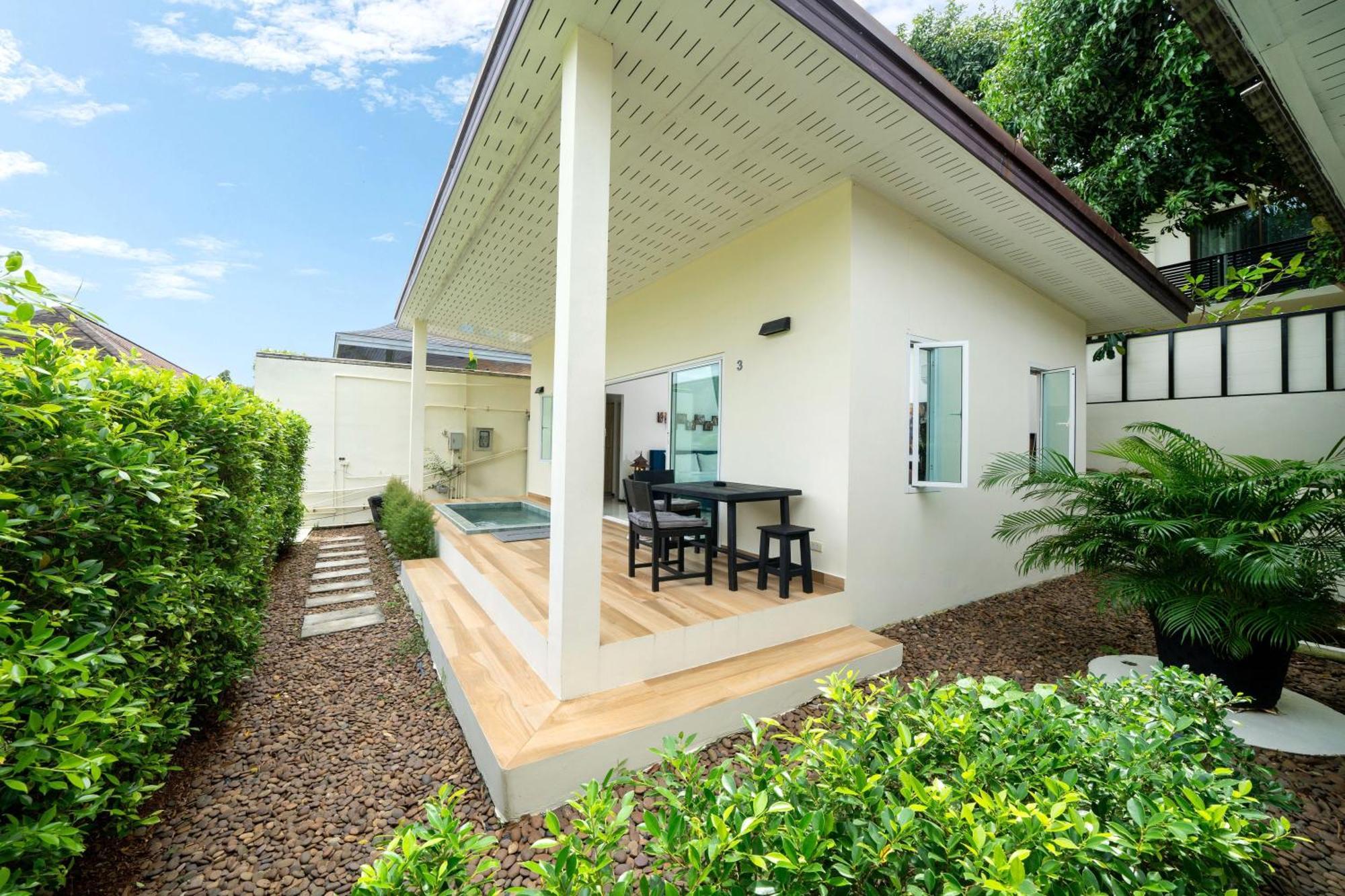 Oxavia Garden Oasis In Nai Harn - Your Private Tropical Garden With 3 Cabins And Jacuzzi Rawai Экстерьер фото